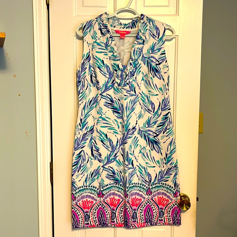 Beautiful Lilly Pulitzer Shift Dress . Like NEW size S
